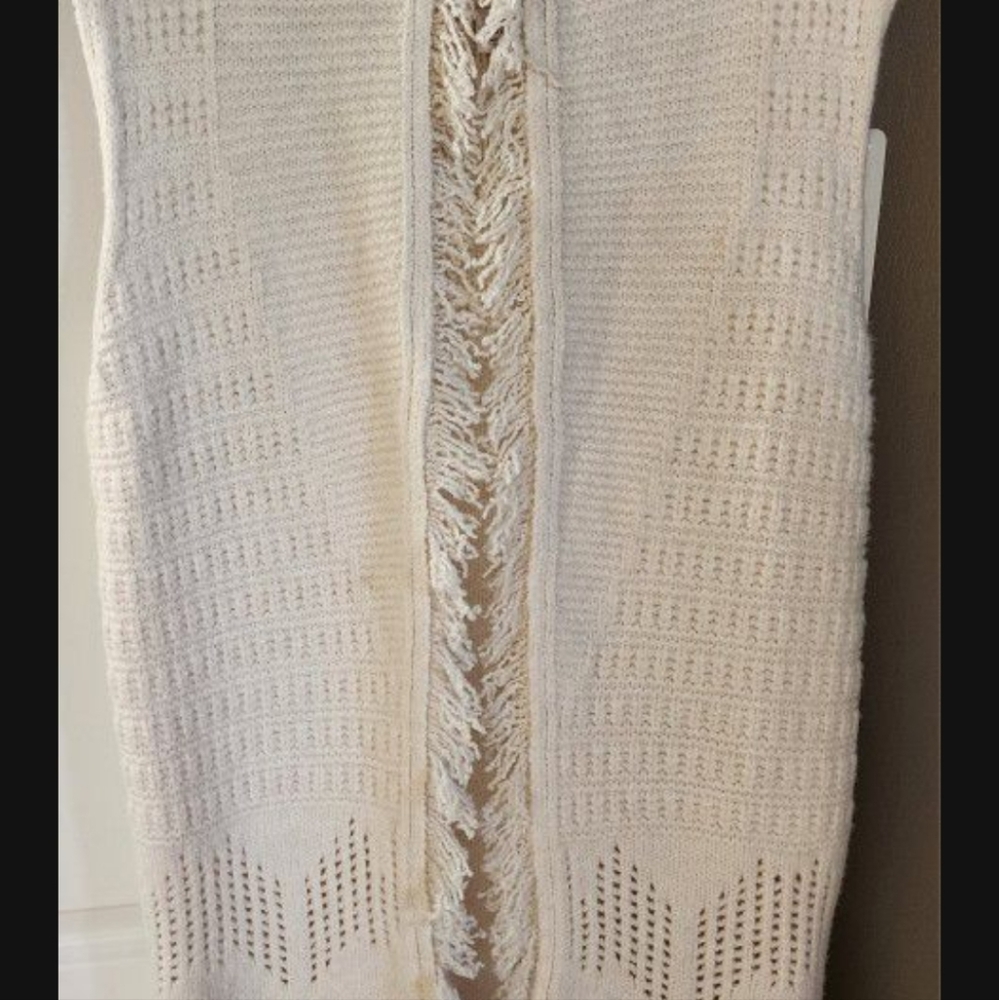 WOMEN'S SWEATER VEST